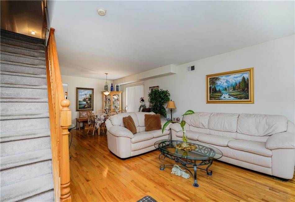 294 Alverson Avenue, Brooklyn, New York 10309, 4 Bedrooms Bedrooms, ,4 BathroomsBathrooms,Residential,For Sale,Alverson,489916