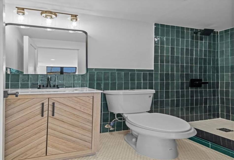 9512 Avenue B, Brooklyn, New York 11236, 5 Bedrooms Bedrooms, ,Residential,For Sale,Avenue B,489917