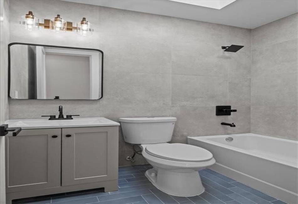 9512 Avenue B, Brooklyn, New York 11236, 5 Bedrooms Bedrooms, ,Residential,For Sale,Avenue B,489917