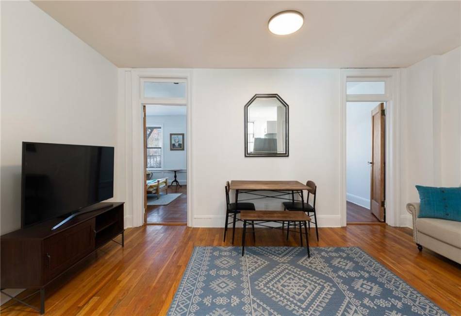 179 Ocean Parkway, Brooklyn, New York 11218, 2 Bedrooms Bedrooms, ,1 BathroomBathrooms,Residential,For Sale,Ocean,489930