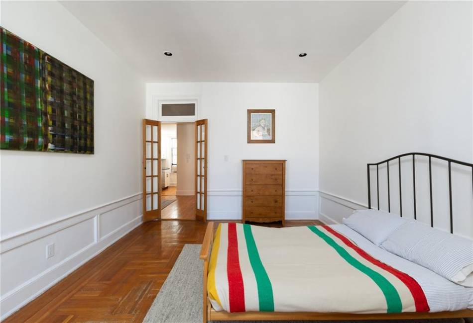 179 Ocean Parkway, Brooklyn, New York 11218, 2 Bedrooms Bedrooms, ,1 BathroomBathrooms,Residential,For Sale,Ocean,489930