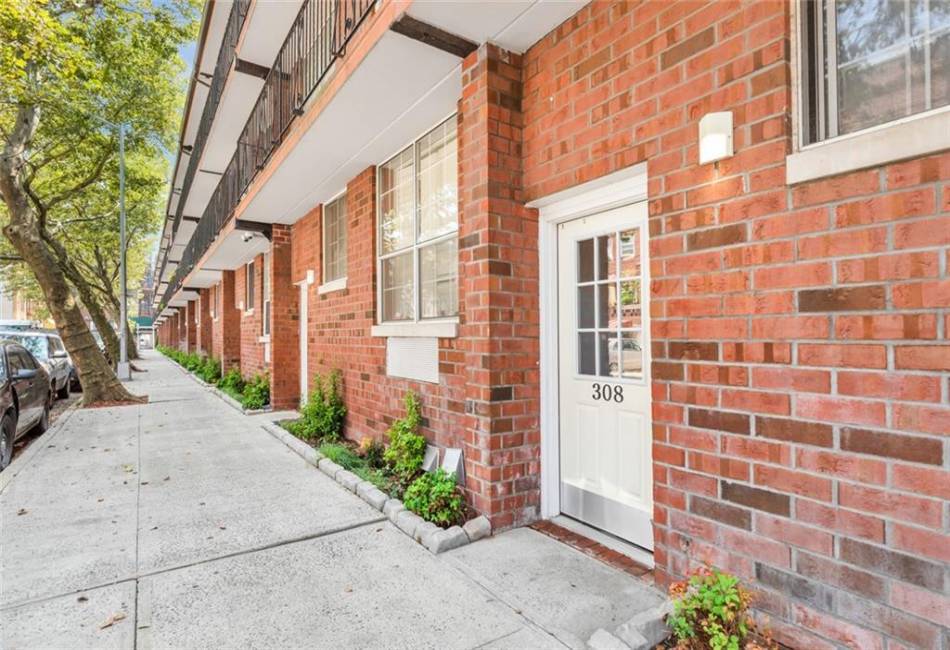 308 101st Street, Brooklyn, New York 11209, 1 Bedroom Bedrooms, ,1 BathroomBathrooms,Residential,For Sale,101st,489938