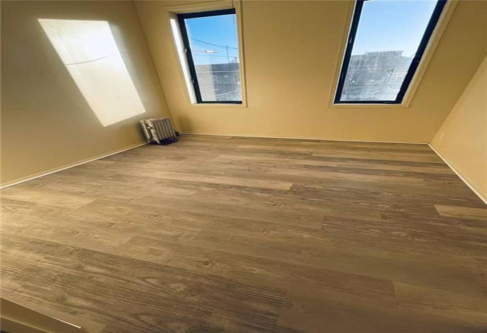 7525 15th Avenue, Brooklyn, New York 11228, ,Mixed Use,For Sale,15th,489901