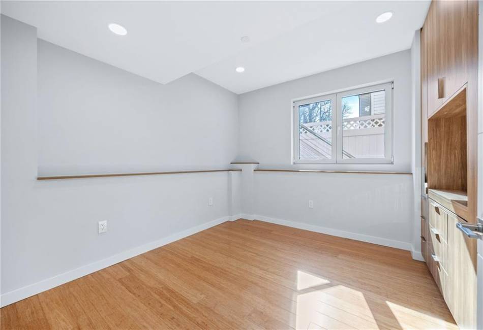 139 Highland Avenue, Brooklyn, New York 10301, 4 Bedrooms Bedrooms, ,4 BathroomsBathrooms,Residential,For Sale,Highland,489927