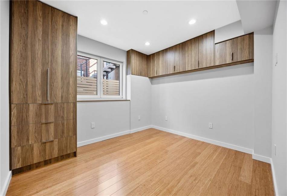 139 Highland Avenue, Brooklyn, New York 10301, 4 Bedrooms Bedrooms, ,4 BathroomsBathrooms,Residential,For Sale,Highland,489927