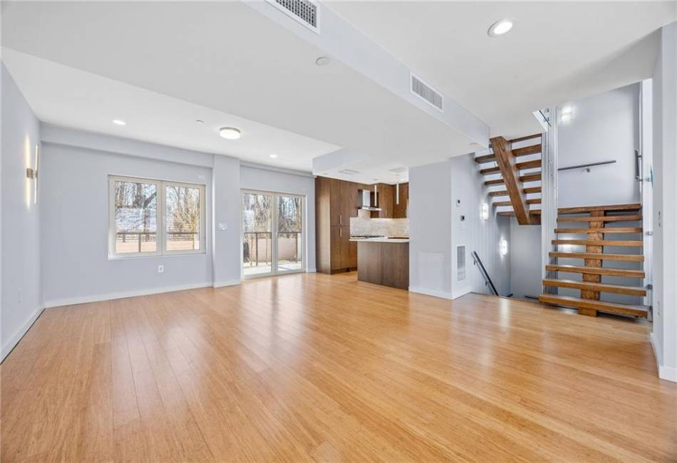 139 Highland Avenue, Brooklyn, New York 10301, 4 Bedrooms Bedrooms, ,4 BathroomsBathrooms,Residential,For Sale,Highland,489927