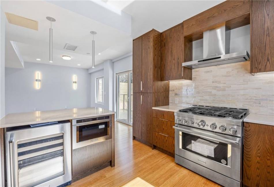 139 Highland Avenue, Brooklyn, New York 10301, 4 Bedrooms Bedrooms, ,4 BathroomsBathrooms,Residential,For Sale,Highland,489927
