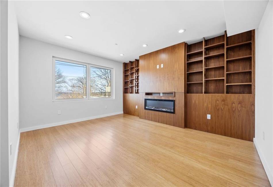 139 Highland Avenue, Brooklyn, New York 10301, 4 Bedrooms Bedrooms, ,4 BathroomsBathrooms,Residential,For Sale,Highland,489927