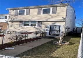81 Spartan Avenue, Staten Island, New York 10303, 3 Bedrooms Bedrooms, ,2 BathroomsBathrooms,Residential,For Sale,Spartan,489952