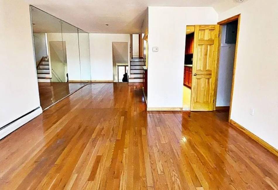 72 Bay 35th Street, Brooklyn, New York 11214, ,Residential,For Sale,Bay 35th,489956