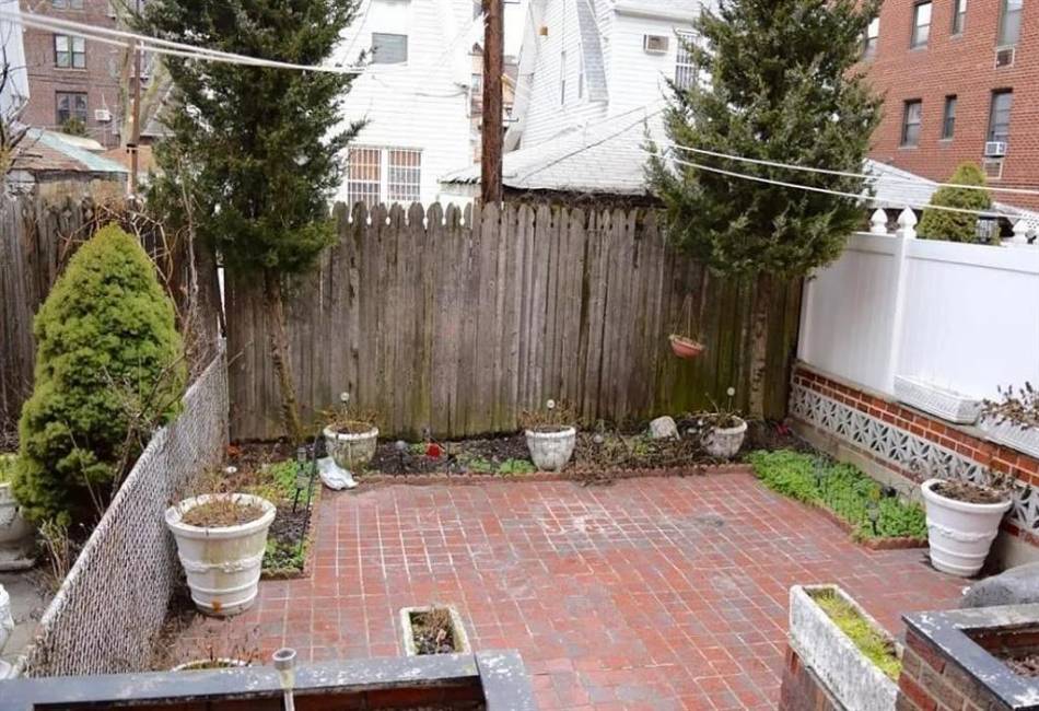 72 Bay 35th Street, Brooklyn, New York 11214, ,Residential,For Sale,Bay 35th,489956