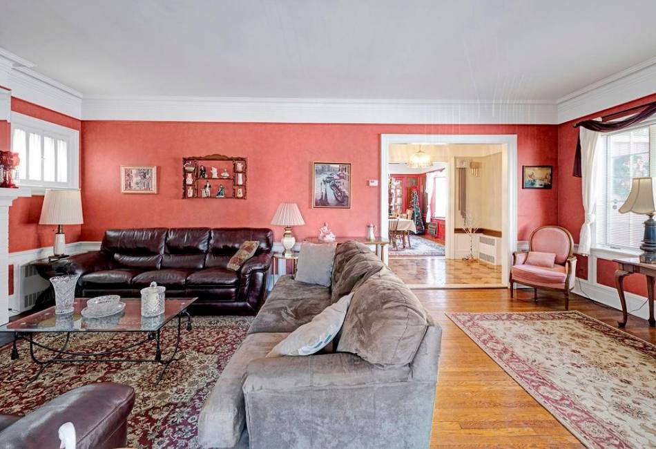 74 81st Street, Brooklyn, New York 11209, 6 Bedrooms Bedrooms, ,5 BathroomsBathrooms,Residential,For Sale,81st,489958