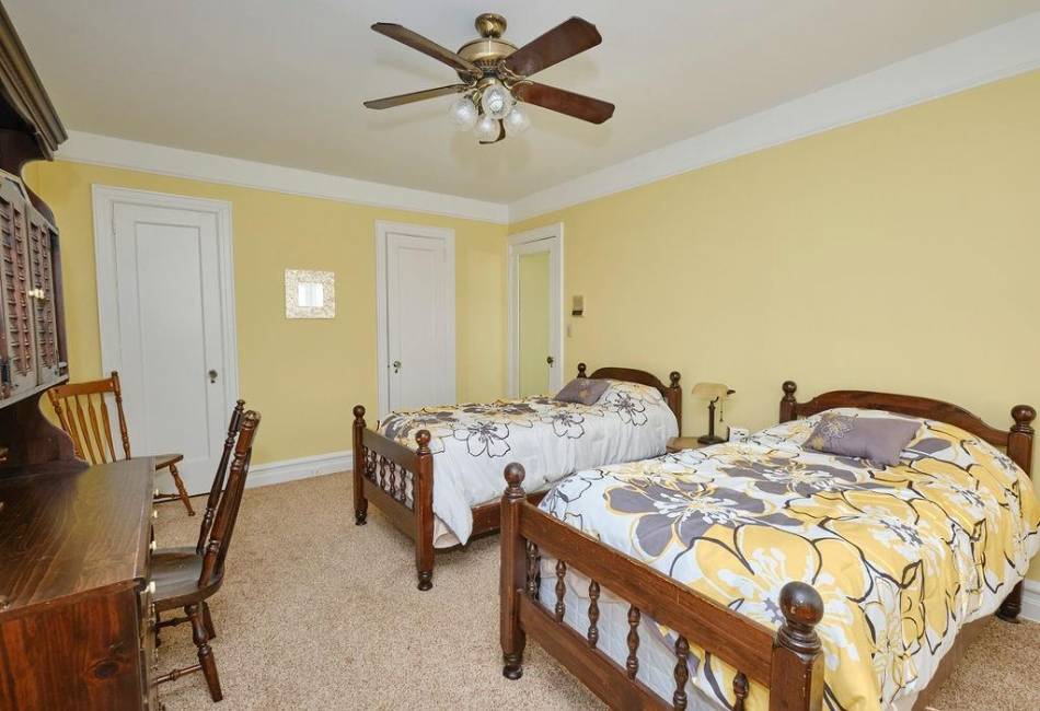 74 81st Street, Brooklyn, New York 11209, 6 Bedrooms Bedrooms, ,5 BathroomsBathrooms,Residential,For Sale,81st,489958