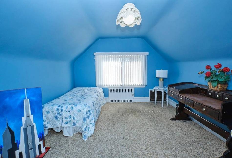 74 81st Street, Brooklyn, New York 11209, 6 Bedrooms Bedrooms, ,5 BathroomsBathrooms,Residential,For Sale,81st,489958