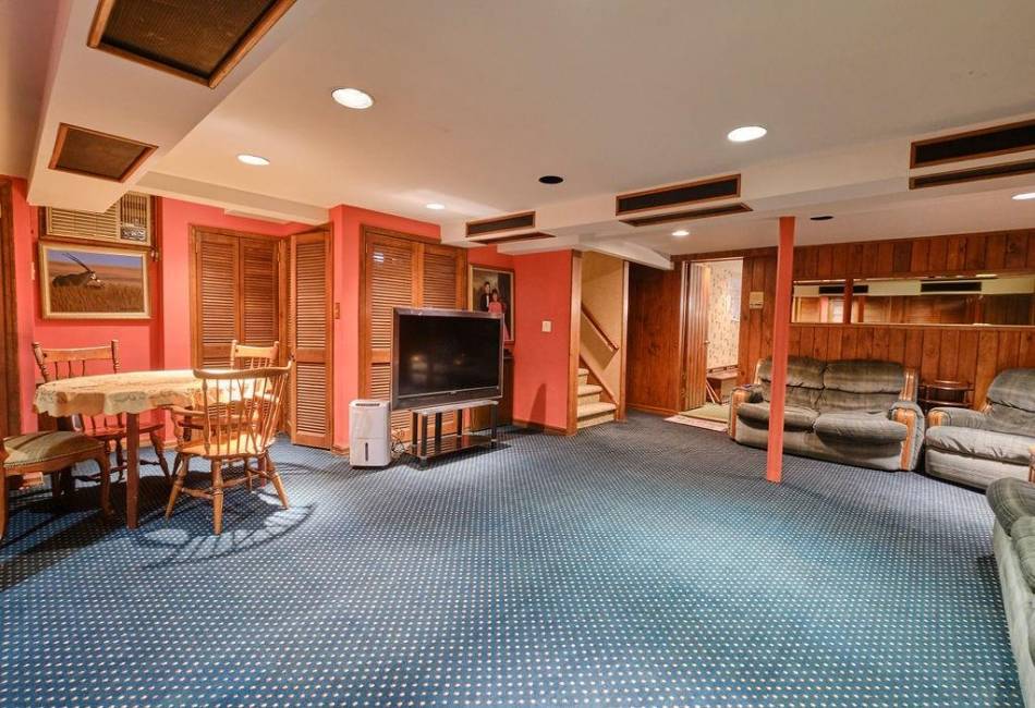 74 81st Street, Brooklyn, New York 11209, 6 Bedrooms Bedrooms, ,5 BathroomsBathrooms,Residential,For Sale,81st,489958