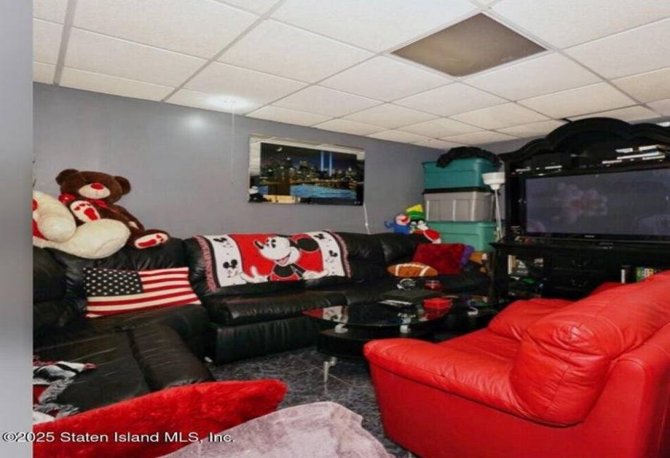 197 Aspinwall Street, Staten Island, New York 10307, 4 Bedrooms Bedrooms, ,6 BathroomsBathrooms,Residential,For Sale,Aspinwall,489966