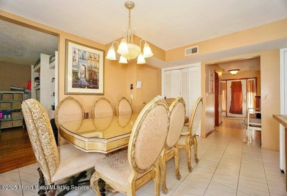197 Aspinwall Street, Staten Island, New York 10307, 4 Bedrooms Bedrooms, ,6 BathroomsBathrooms,Residential,For Sale,Aspinwall,489966
