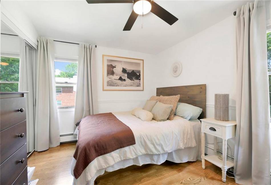 384 Railroad Avenue, Staten Island, New York 10304, 4 Bedrooms Bedrooms, ,4 BathroomsBathrooms,Residential,For Sale,Railroad,489967