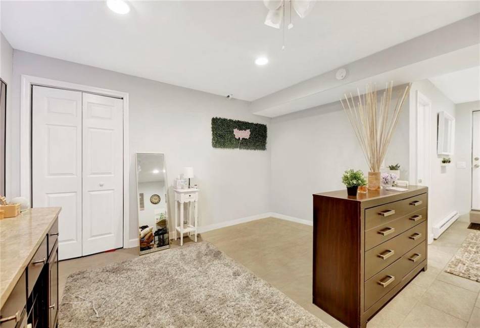 384 Railroad Avenue, Staten Island, New York 10304, 4 Bedrooms Bedrooms, ,4 BathroomsBathrooms,Residential,For Sale,Railroad,489967