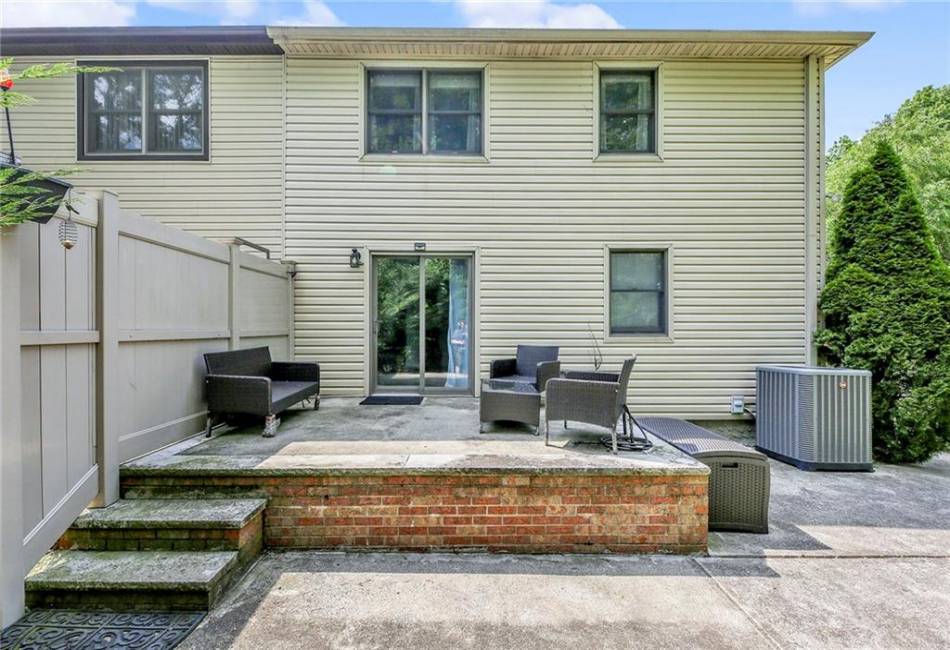 384 Railroad Avenue, Staten Island, New York 10304, 4 Bedrooms Bedrooms, ,4 BathroomsBathrooms,Residential,For Sale,Railroad,489967