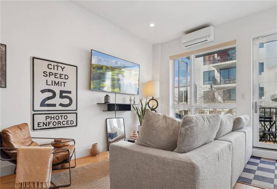 1009 Hancock Street, Brooklyn, New York 11221, 1 Bedroom Bedrooms, ,1.5 BathroomsBathrooms,Residential,For Sale,Hancock,489603