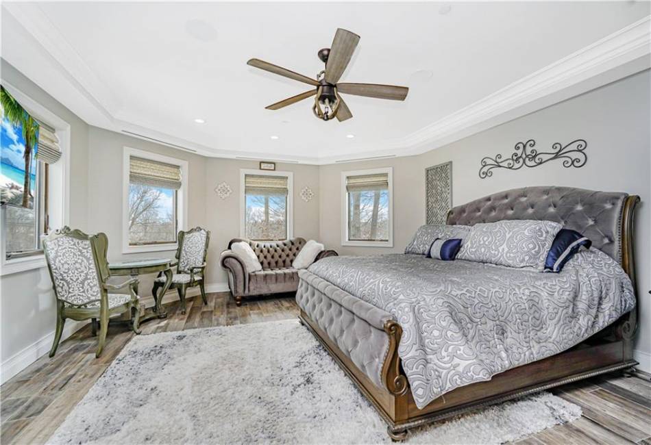 6233 Amboy Road, Staten Island, New York 10309, 4 Bedrooms Bedrooms, ,Residential,For Sale,Amboy,489953