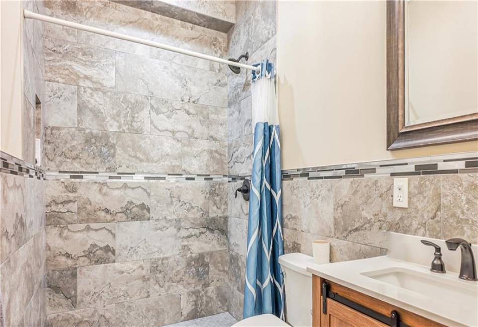 6233 Amboy Road, Staten Island, New York 10309, 4 Bedrooms Bedrooms, ,Residential,For Sale,Amboy,489953