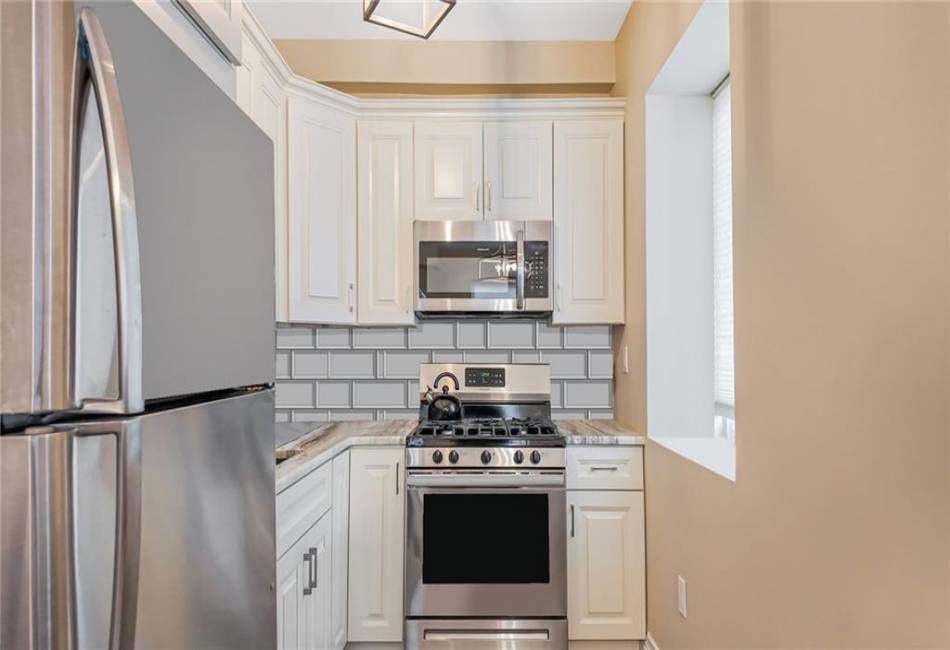 6233 Amboy Road, Staten Island, New York 10309, 4 Bedrooms Bedrooms, ,Residential,For Sale,Amboy,489953