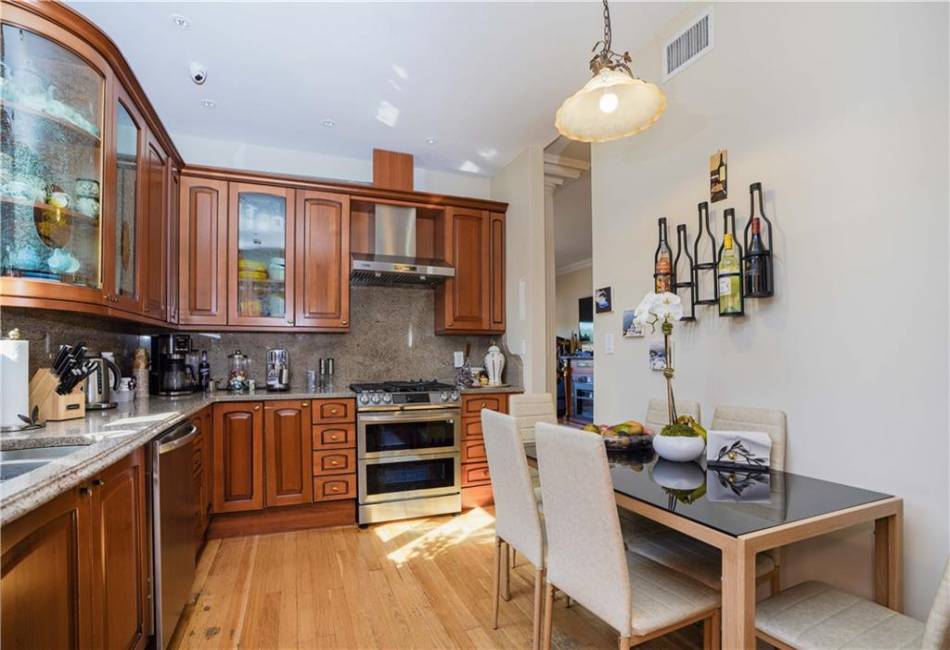 2314 National Drive, Brooklyn, New York 11234, 5 Bedrooms Bedrooms, ,4 BathroomsBathrooms,Residential,For Sale,National,489971
