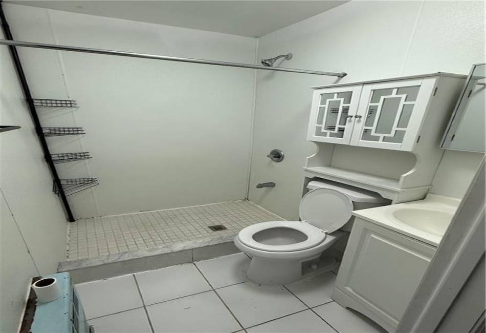 699 86th Street, Brooklyn, New York 11228, ,Mixed Use,For Sale,86th,489977