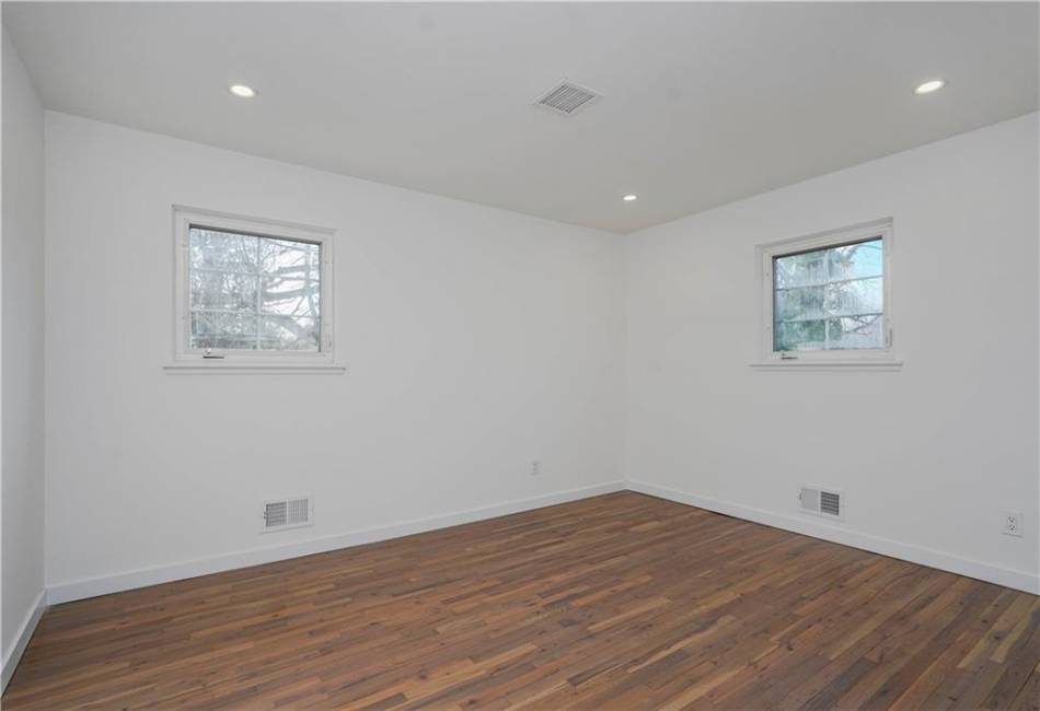 620 Laurel Avenue, New Jersey, New Jersey 07730, 4 Bedrooms Bedrooms, ,2 BathroomsBathrooms,Residential,For Sale,Laurel,489993