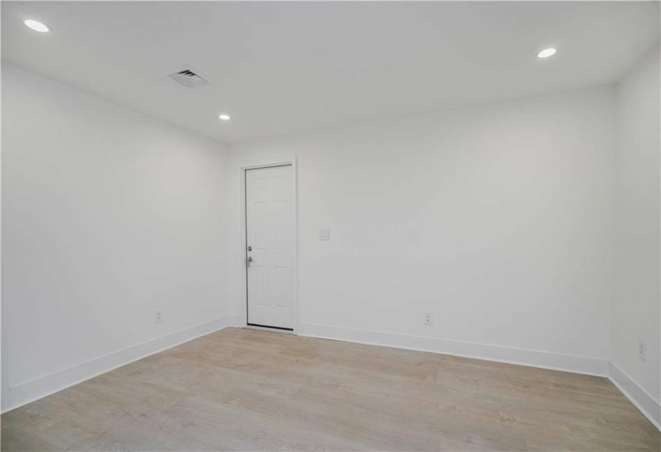 620 Laurel Avenue, New Jersey, New Jersey 07730, 4 Bedrooms Bedrooms, ,2 BathroomsBathrooms,Residential,For Sale,Laurel,489993