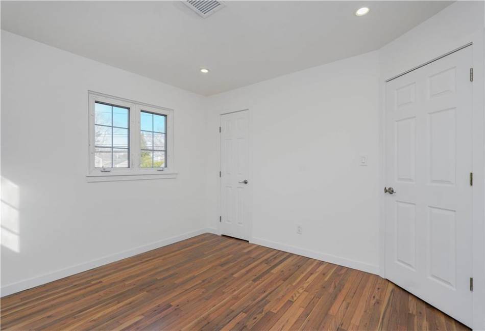 620 Laurel Avenue, New Jersey, New Jersey 07730, 4 Bedrooms Bedrooms, ,2 BathroomsBathrooms,Residential,For Sale,Laurel,489993