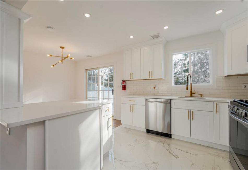620 Laurel Avenue, New Jersey, New Jersey 07730, 4 Bedrooms Bedrooms, ,2 BathroomsBathrooms,Residential,For Sale,Laurel,489993