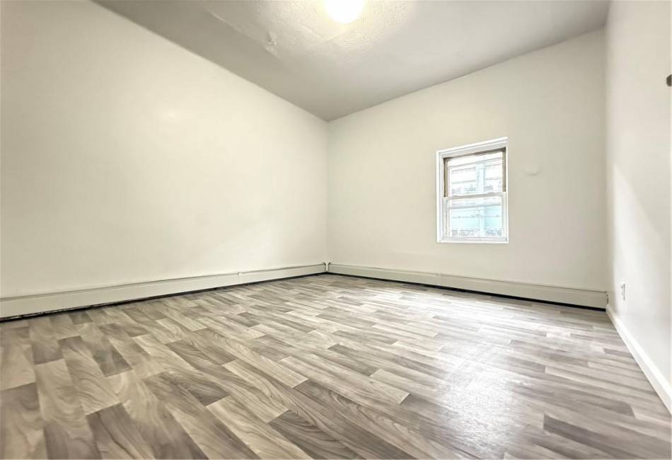 755 McDonald Avenue, Brooklyn, New York 11218, ,Mixed Use,For Sale,McDonald,489996