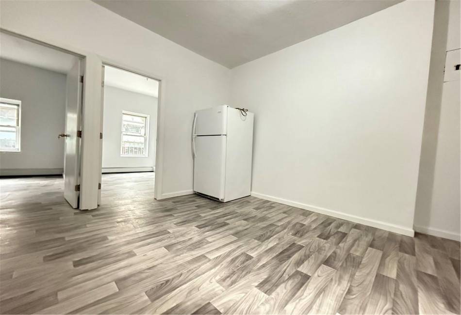 755 McDonald Avenue, Brooklyn, New York 11218, ,Mixed Use,For Sale,McDonald,489996