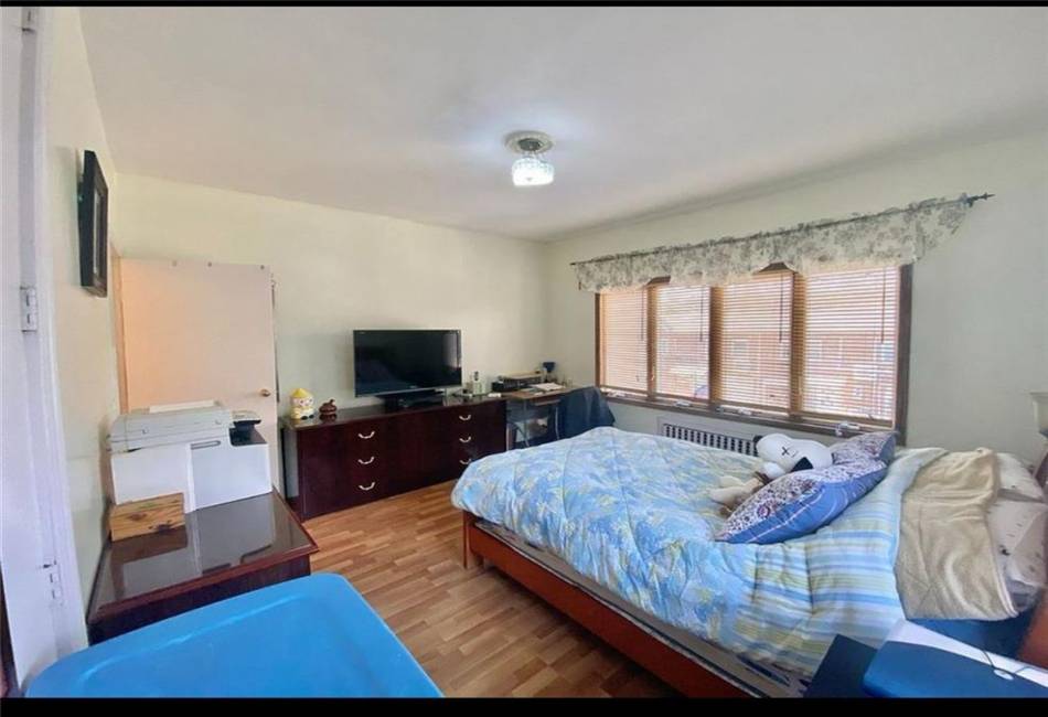 1727 16th Street, Brooklyn, New York 11229, 3 Bedrooms Bedrooms, ,2 BathroomsBathrooms,Residential,For Sale,16th,490005