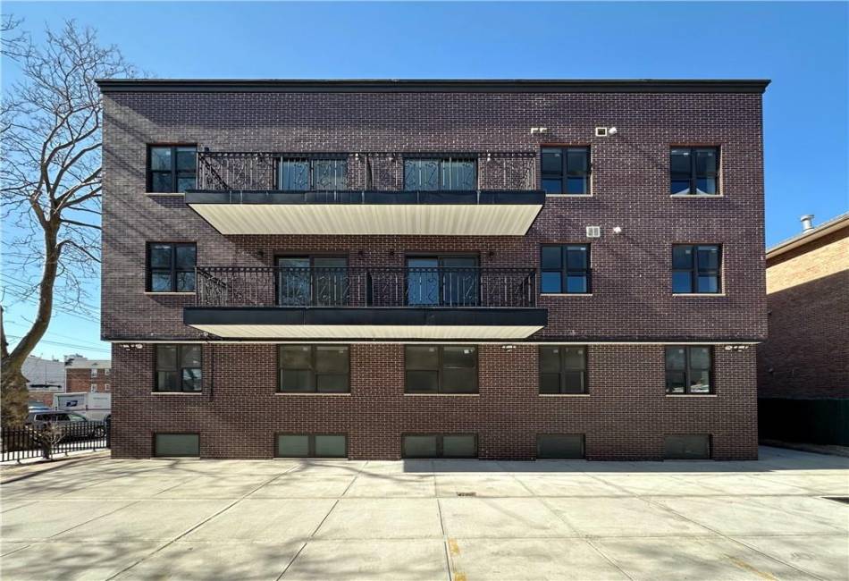 1307 84th Street, Brooklyn, New York 11228, 2 Bedrooms Bedrooms, ,2 BathroomsBathrooms,Residential,For Sale,84th,490016