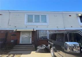 406 Hinsdale Street, Brooklyn, New York 11207, 3 Bedrooms Bedrooms, ,1.5 BathroomsBathrooms,Residential,For Sale,Hinsdale,490026