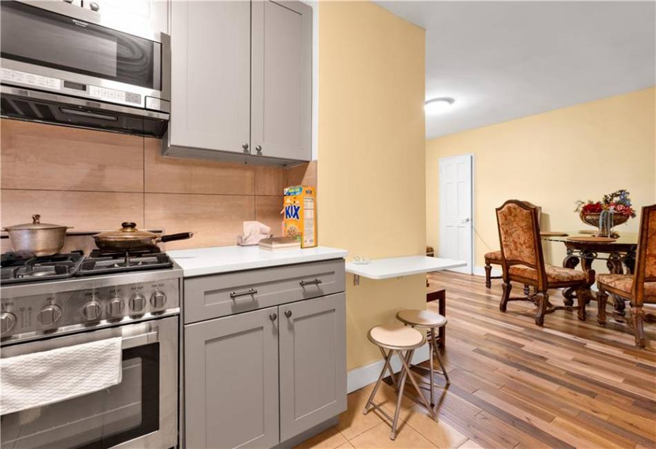 150 End Avenue, Brooklyn, New York 11235, 1 Bedroom Bedrooms, ,1 BathroomBathrooms,Residential,For Sale,End,490028