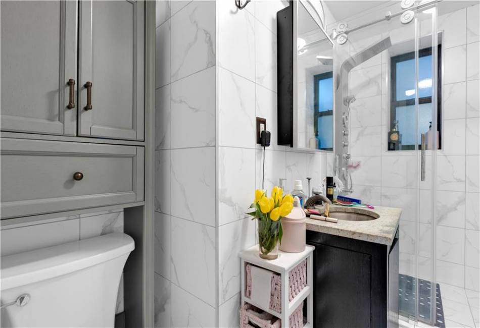 150 End Avenue, Brooklyn, New York 11235, 1 Bedroom Bedrooms, ,1 BathroomBathrooms,Residential,For Sale,End,490028