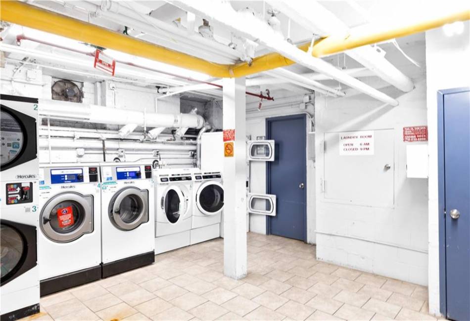 150 End Avenue, Brooklyn, New York 11235, 1 Bedroom Bedrooms, ,1 BathroomBathrooms,Residential,For Sale,End,490028