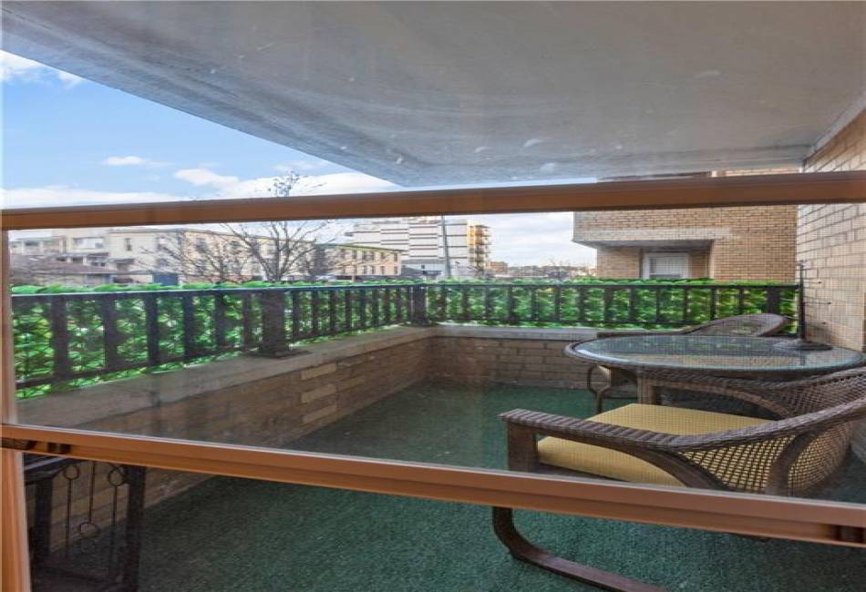 150 End Avenue, Brooklyn, New York 11235, 1 Bedroom Bedrooms, ,1 BathroomBathrooms,Residential,For Sale,End,490028
