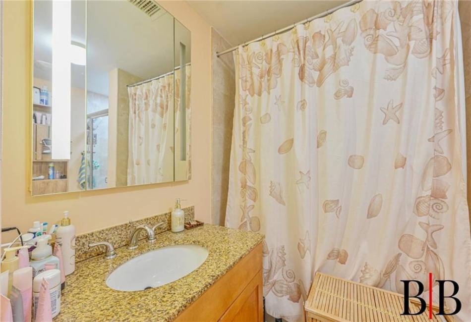 1934 Bergen Avenue, Brooklyn, New York 11234, 3 Bedrooms Bedrooms, ,2 BathroomsBathrooms,Residential,For Sale,Bergen,490022