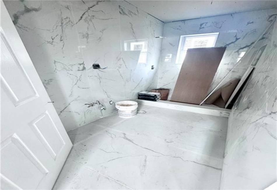 121 Finley Avenue, Staten Island, New York 10306, 3 Bedrooms Bedrooms, ,4 BathroomsBathrooms,Residential,For Sale,Finley,490035