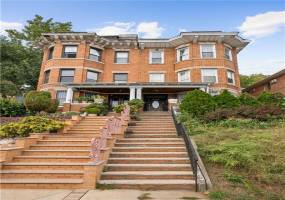 133 Sunnyside Avenue, Brooklyn, New York 11207, ,Residential,For Sale,Sunnyside,490040