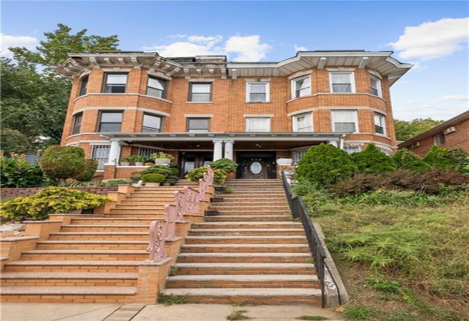 133 Sunnyside Avenue, Brooklyn, New York 11207, ,Residential,For Sale,Sunnyside,490040