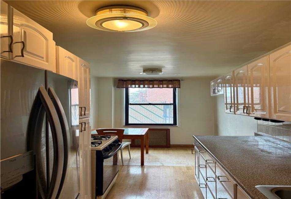 1075 Sheepshead Bay Road, Brooklyn, New York 11229, 1 Bedroom Bedrooms, ,1 BathroomBathrooms,Residential,For Sale,Sheepshead Bay,490059