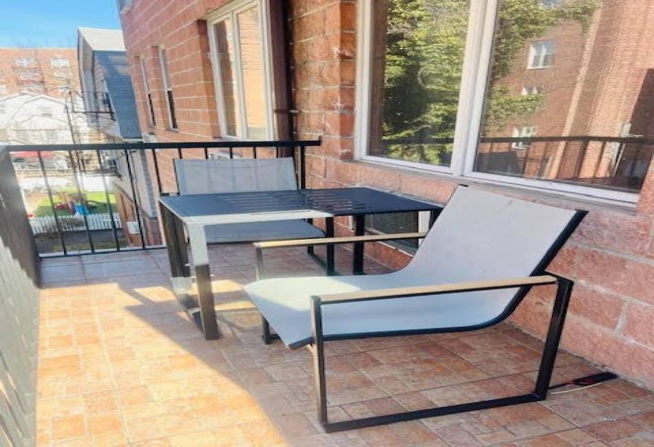 1728 19th Street, Brooklyn, New York 11229, 2 Bedrooms Bedrooms, ,2 BathroomsBathrooms,Residential,For Sale,19th,490063