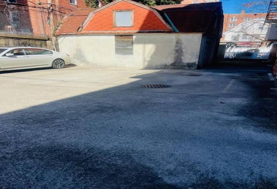 1728 19th Street, Brooklyn, New York 11229, 2 Bedrooms Bedrooms, ,2 BathroomsBathrooms,Residential,For Sale,19th,490063